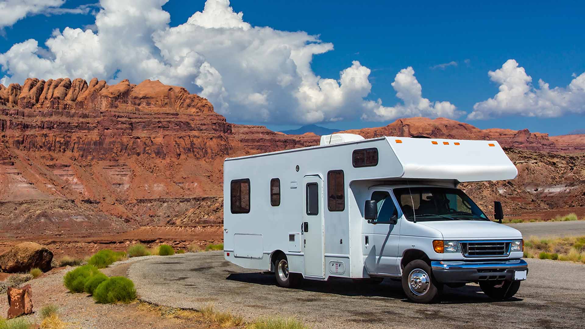 RV parked near canyonlands